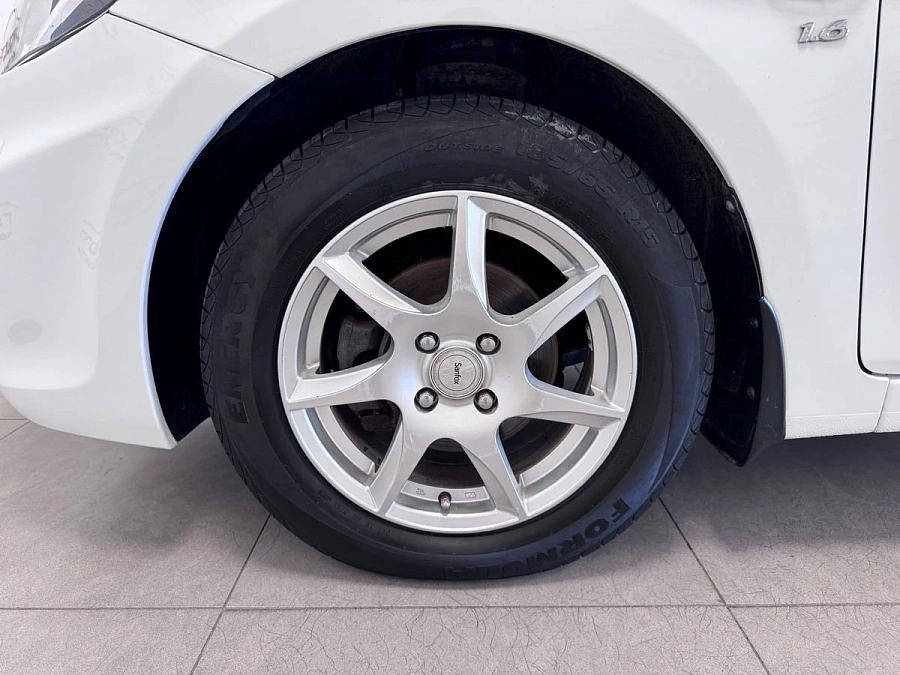Hyundai Solaris, 2014г., передний привод, механика