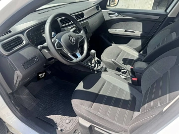 Renault Arkana, 2020г, передний привод, вариатор