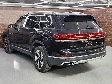 Volkswagen Teramont, 2024г, полный привод, робот