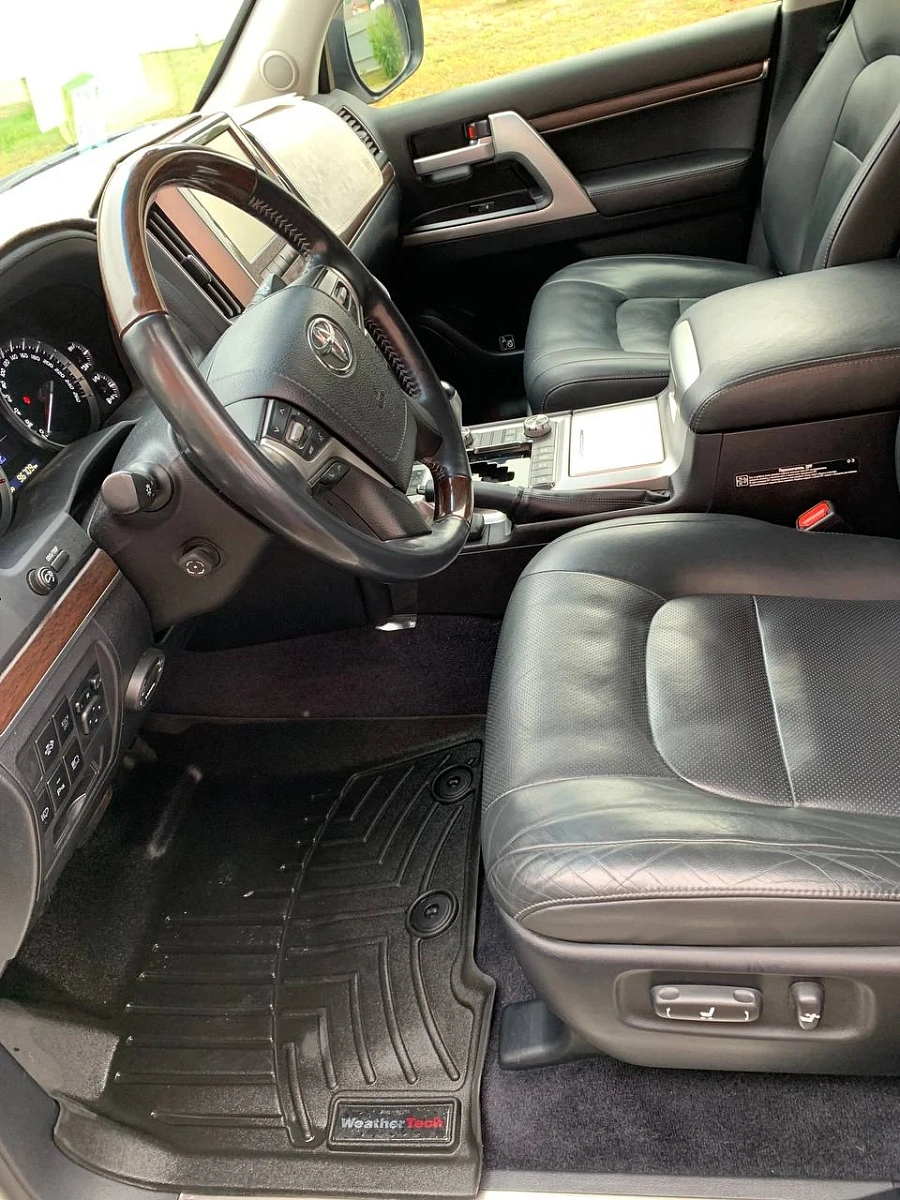 Toyota Land Cruiser, 2016г., полный привод, автомат