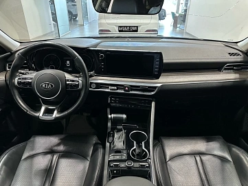 Kia K5, 2021г, передний привод, автомат