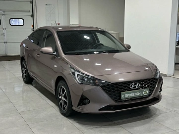 Hyundai Solaris, 2021г, передний привод, автомат