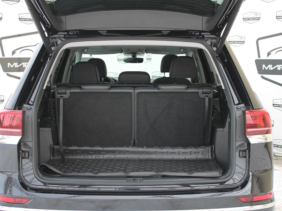 Volkswagen Teramont, 2022г., полный привод, автомат