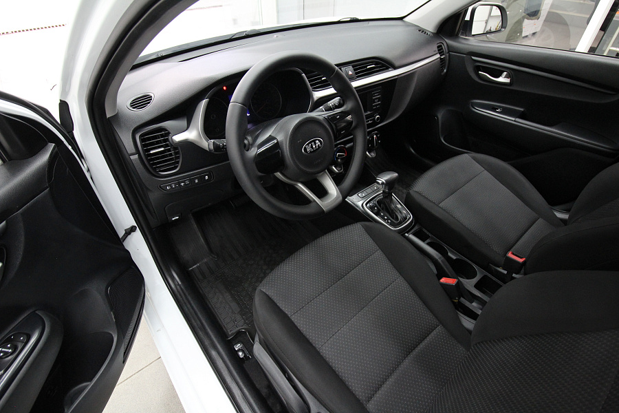Kia Rio, 2020г., передний привод, автомат