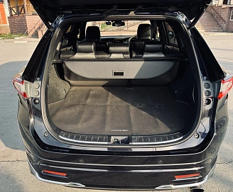 Toyota Harrier, 2019г, полный привод, вариатор