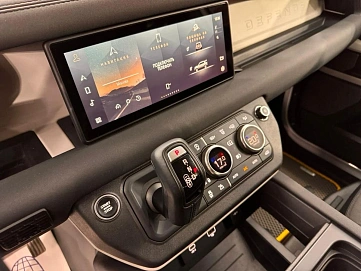 Land Rover Defender, 2021г, полный привод, автомат