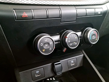 Lada (ВАЗ) Vesta, 2023г, передний привод, механика