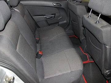 Opel Astra, 2011г, передний привод, механика