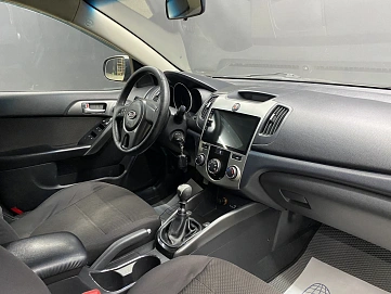 Kia Cerato, 2010г, передний привод, механика