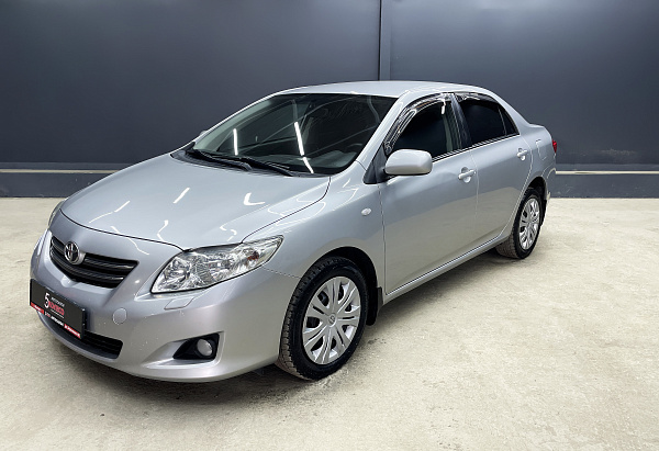 Toyota Corolla, 2008г., передний привод, робот