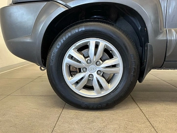 Hyundai Tucson, 2008г, передний привод, механика