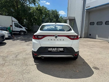 Renault Arkana, 2020г, передний привод, вариатор