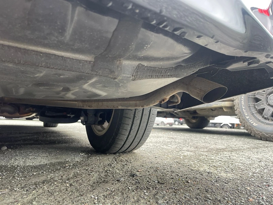 Toyota Voxy, 2015г., передний привод, вариатор