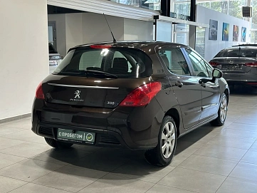 Peugeot 308, 2011г, передний привод, автомат