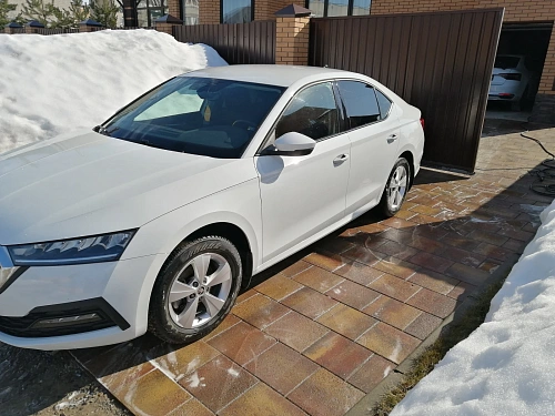 Skoda Octavia, 2021г, передний привод, автомат