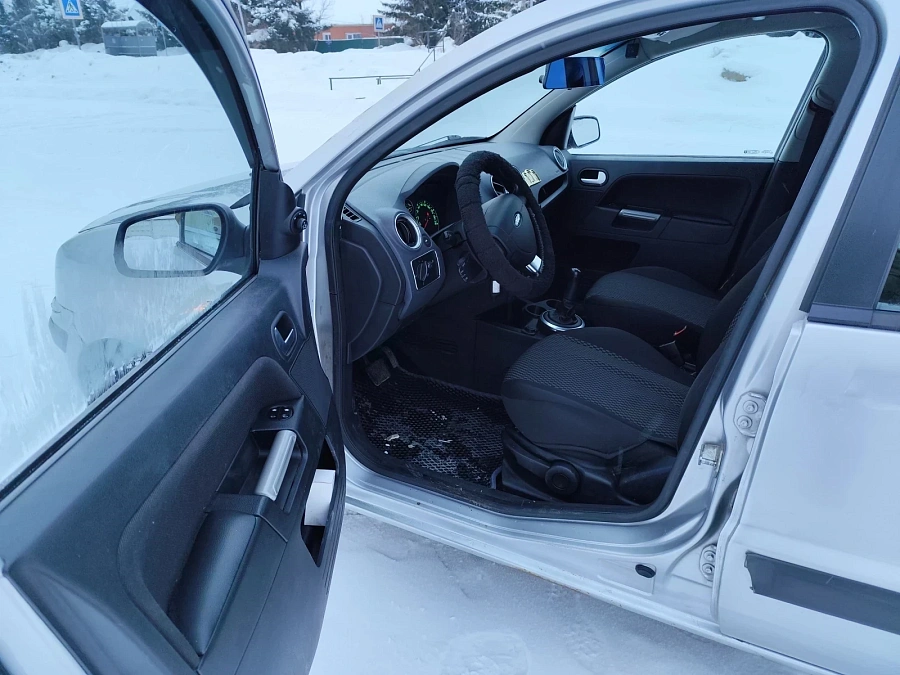 Ford Fusion, 2007г., передний привод, робот
