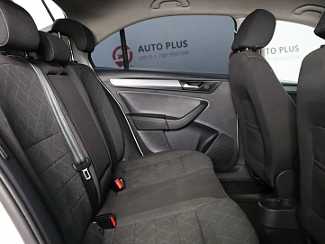 Volkswagen Polo, 2020г, передний привод, автомат