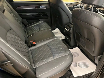 Kia , 2021г., полный привод, автомат