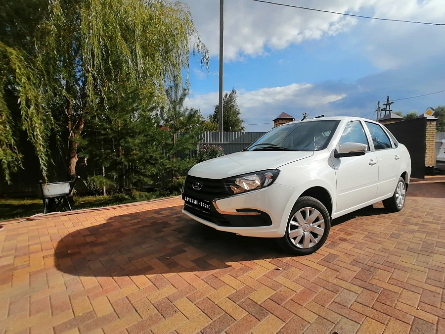 Lada (ВАЗ) Granta, 2023г., передний привод, механика