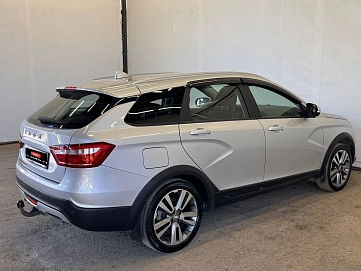 Lada (ВАЗ) Vesta, 2020г, передний привод, механика