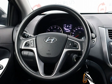 Hyundai Solaris, 2016г, передний привод, автомат