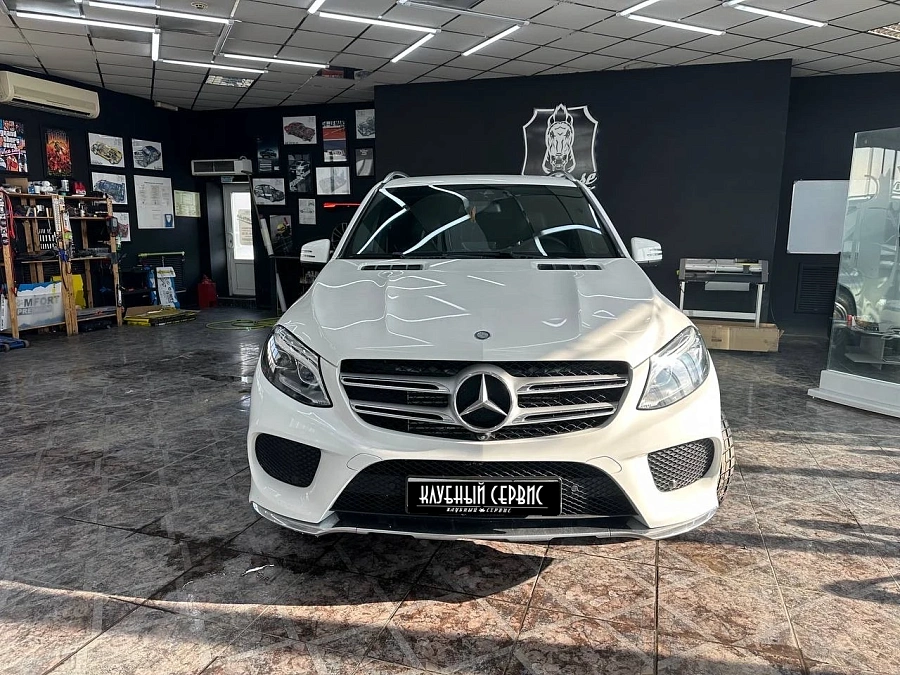 Mercedes-Benz GLE, 2016г., полный привод, автомат