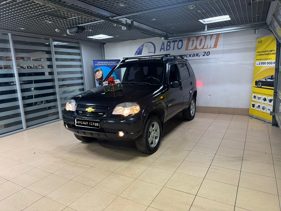 Chevrolet Niva, 2010г., полный привод, механика