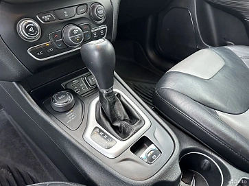 Jeep Cherokee, 2014г, полный привод, автомат
