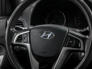Hyundai Solaris, 2013г, передний привод, автомат