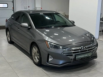 Hyundai Elantra, 2018г, передний привод, автомат
