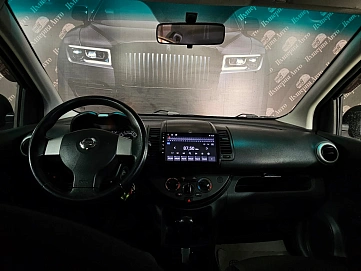 Nissan Note, 2010г, передний привод, автомат