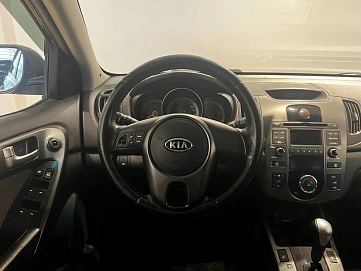 Kia Cerato, 2010г, передний привод, автомат