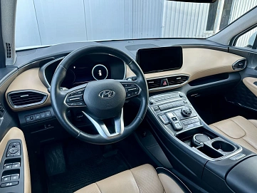 Hyundai Santa Fe, 2021г, передний привод, автомат