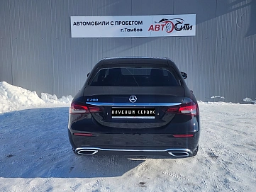 Mercedes-Benz E-Класс, 2021г, задний привод, автомат