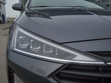 Hyundai Elantra, 2020г, передний привод, механика