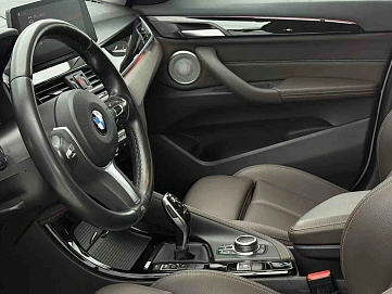 BMW X1, 2021г, передний привод, робот