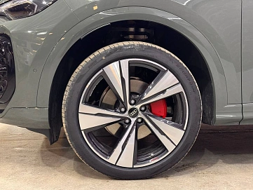 Audi Q5, 2025г, полный привод, робот