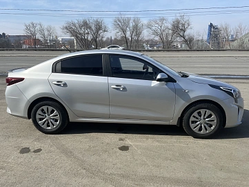 Kia Rio, 2020г, передний привод, автомат