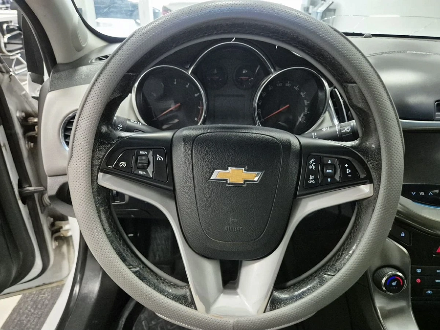 Chevrolet Cruze, 2013г., передний привод, механика