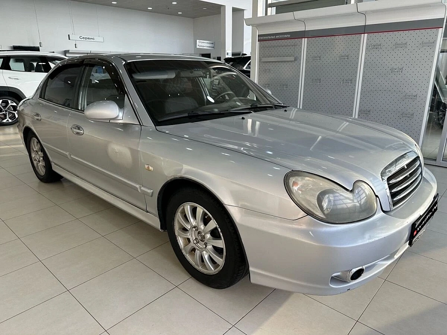 Hyundai Sonata, 2004г., передний привод, механика
