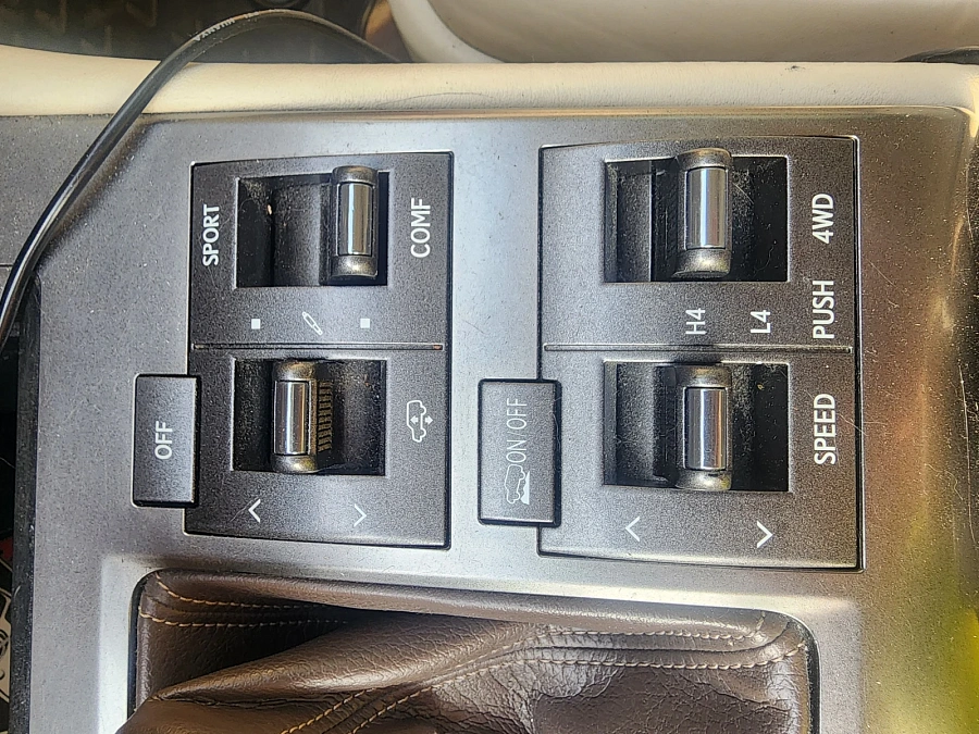 Lexus GX, 2016г., полный привод, автомат