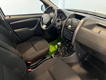 Renault Duster, 2018г, передний привод, автомат