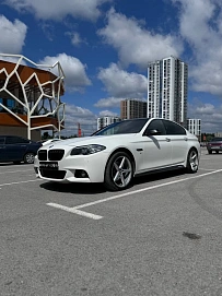 BMW 5 серии, 2014г, задний привод, автомат