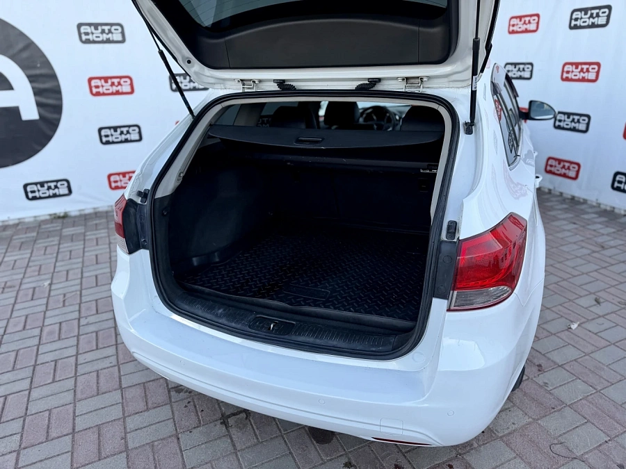 Chevrolet Cruze, 2013г., передний привод, автомат