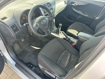 Toyota Corolla, 2008г, передний привод, механика