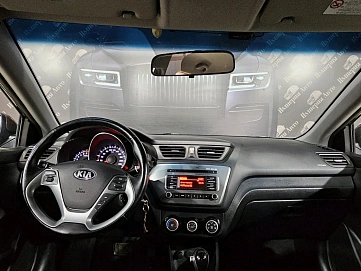 Kia Rio, 2015г, передний привод, автомат