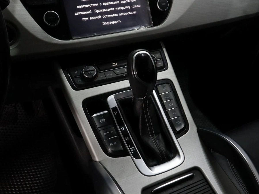Geely Atlas, 2019г., полный привод, автомат