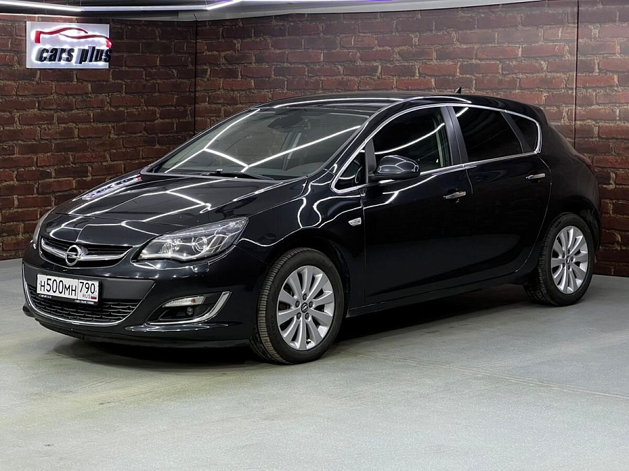 Opel Astra, 2013г., передний привод, автомат