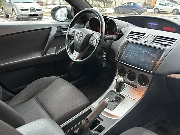 Mazda 3, 2011г, передний привод, автомат