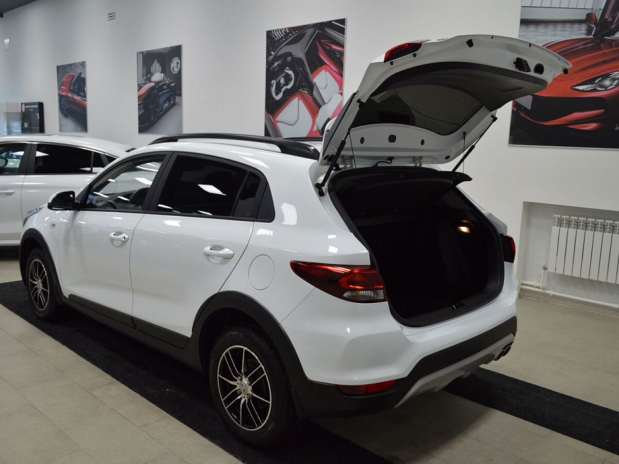 Kia , 2020г., передний привод, автомат